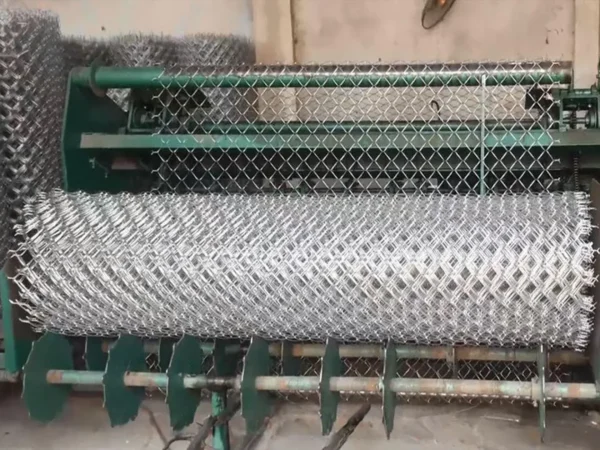 Lưới B40